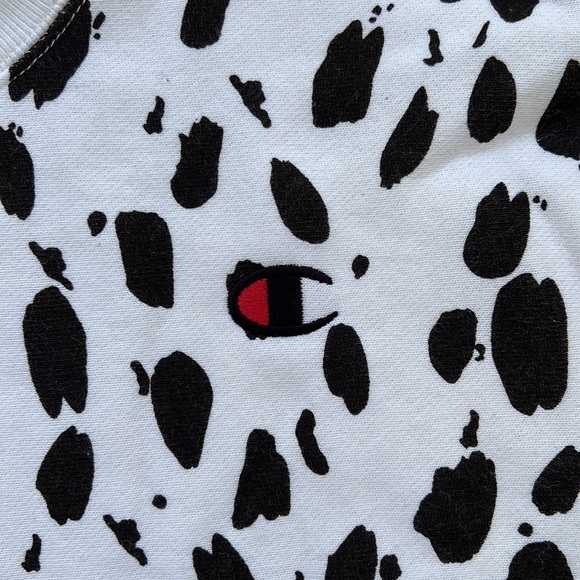 CHAMPION Reverse Weave Animal Print Sweatshirt (size L) - Picture 4 of 8